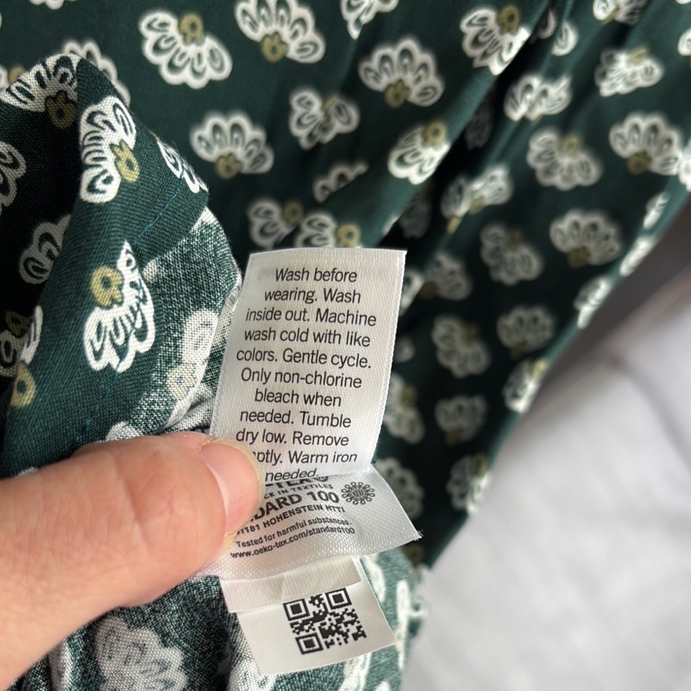NWT Green maxi Dress π - Picture 8 of 9